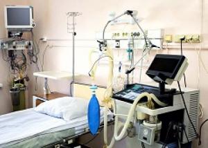 Ventilator in a hospital room